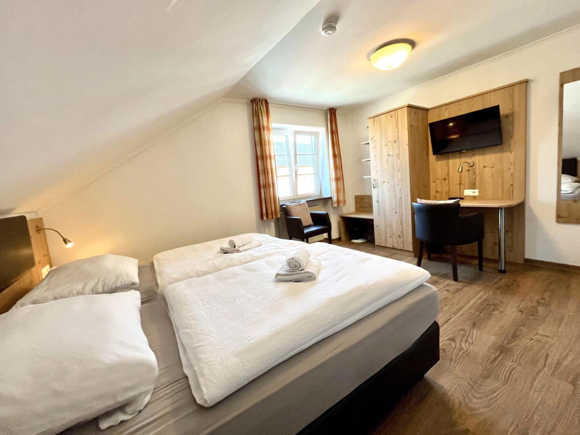 Gastwirtschaft & Hotel Doll Markt Indersdorf Szoba fotó